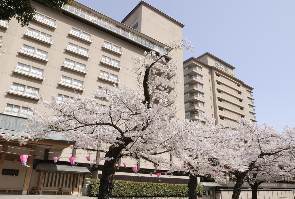 Suimeikan Gero Εξωτερικό φωτογραφία The main building