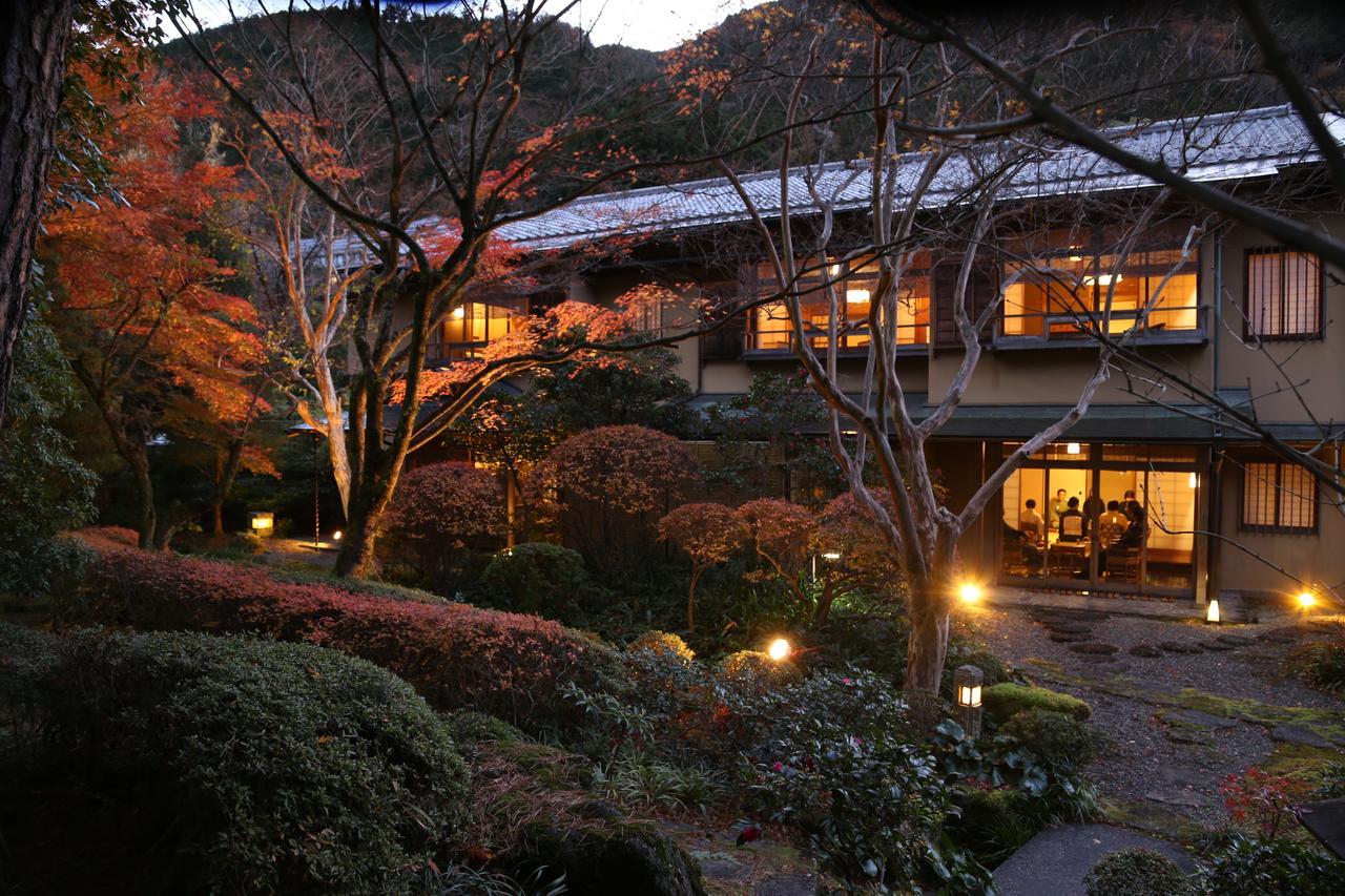 Suimeikan Gero Εξωτερικό φωτογραφία A traditional ryokan in Kyoto